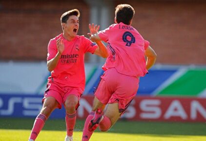 Latasa se perderá la final por acumulación de tarjetas | Twitter