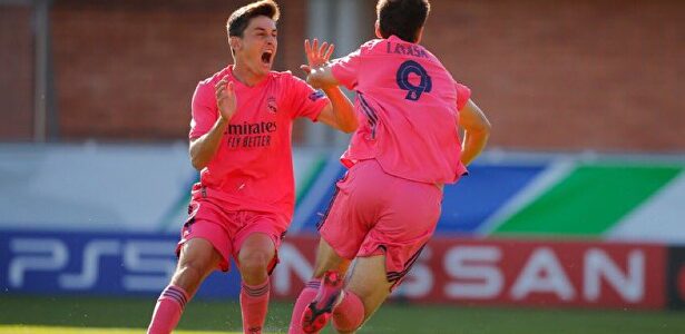 Latasa se perderá la final por acumulación de tarjetas | Twitter