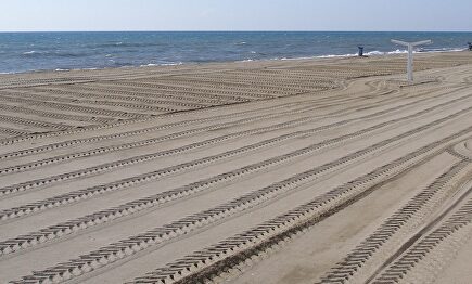Playa vacía de Roquetas de Mar | Flickr/CC/PhotoLanda
