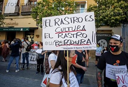 Protesta de los comerciantes del Rastro. | Europa Press