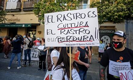 Protesta de los comerciantes del Rastro. | Europa Press