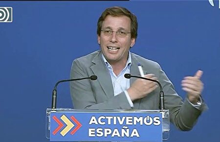 Almeida dice que el PP no dará un "cheque en blanco" al Gobierno del PSOE