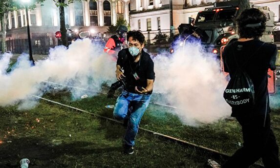 Resultado de las "pacíficas" protestas del movimiento "por los derechos raciales" en EEUU | EFE