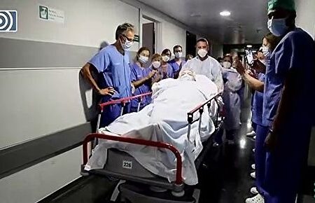 Récord de estancia en la UCI por coronavirus: un paciente de 64 años pasa a planta después de 159 días