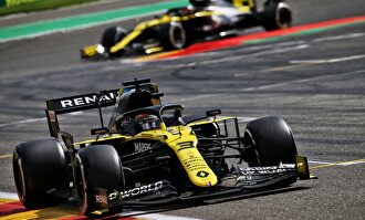 Damon Hill considera que el asturiano llega en el momento correcto | Twitter