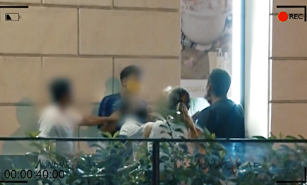 Benji Aparicio en plena pelea | Mediaset