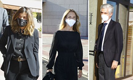 Los Reyes y numerosos rostros conocidos despiden a Jaime Carvajal, el marido de Xandra Falcó