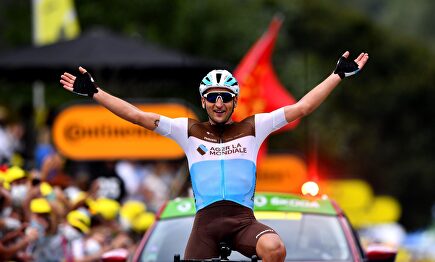 Nans Peters venció en la llegada a los Pirineos en este Tour | Twitter