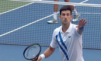 Djokovic en el momento del impacto. | Eurosport