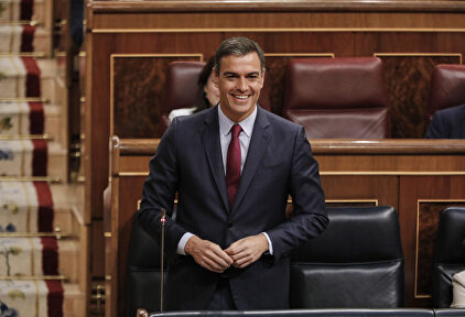 Pedro Sánchez, sonriente en el Congreso | Europa Press