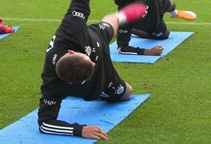 La pillada a Javi Martínez en pleno entrenamiento con el Bayern: "Me han dejado el '2' en el Athletic"