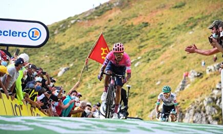 El Tour busca frenar el avance de la pandemia | Europa Press