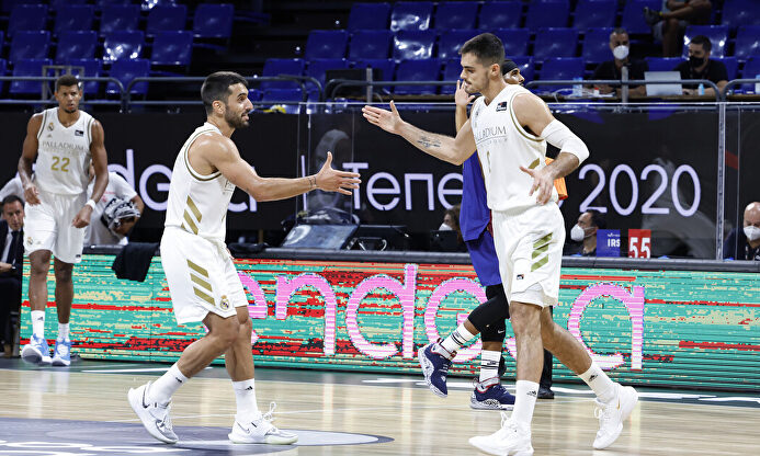 Abalde (derecha) junto a Campazzo durante la final | ACB Photo