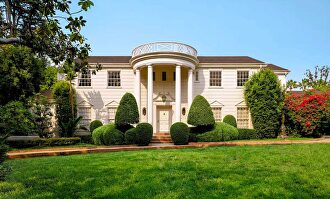 Se alquila la mansión de 'El príncipe de Bel Air' en Airbnb por 25 euros la noche