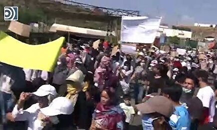 Grecia inicia el traslado de parte de los inmigrantes afectados por el incendio en Moria