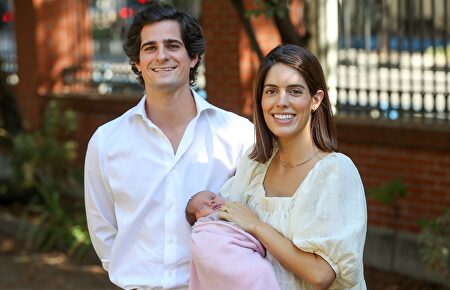 Los duques de Huéscar con su hija Rosario | Gtres