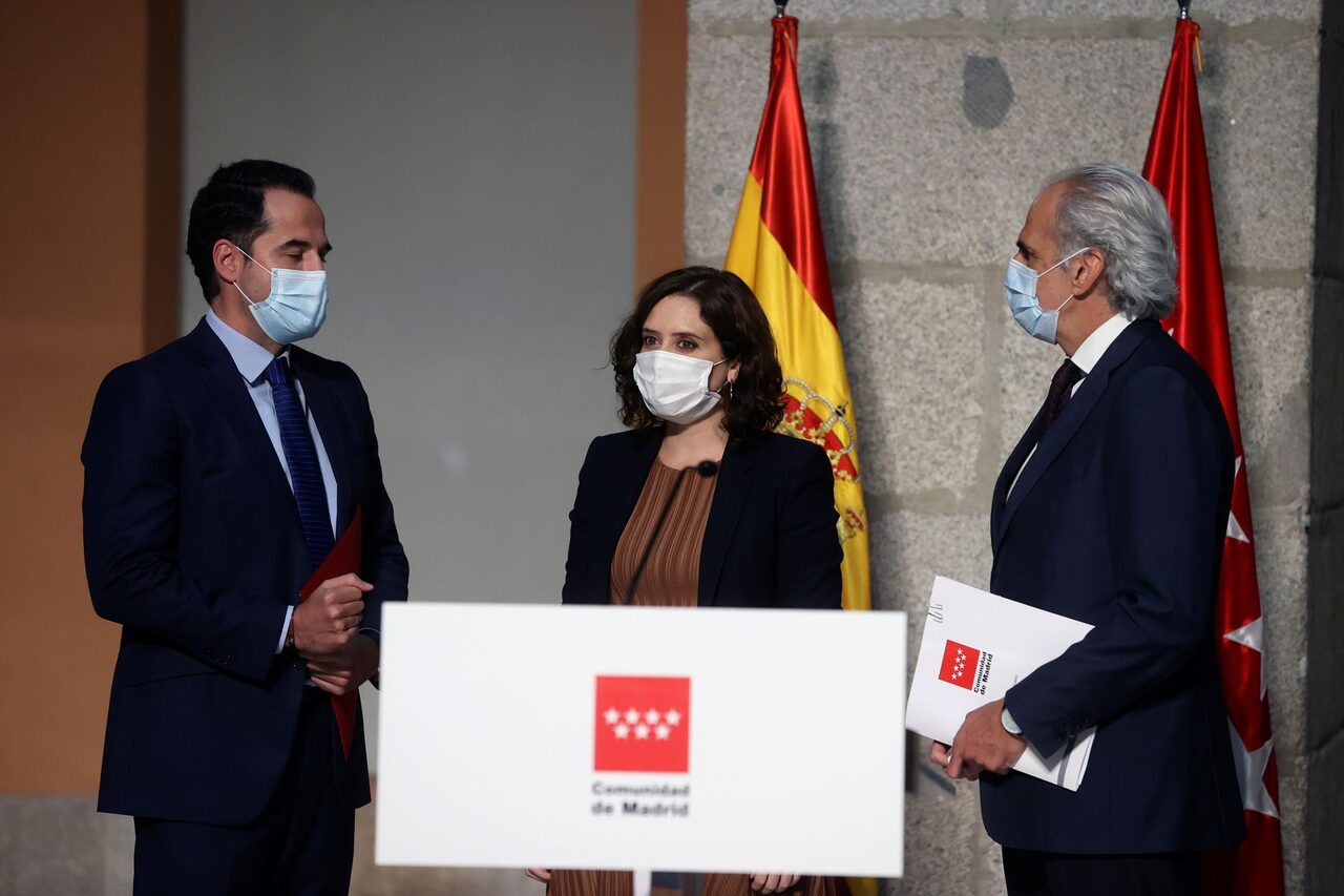 Aguado, Ayuso y Escudero este viernes. | EFE