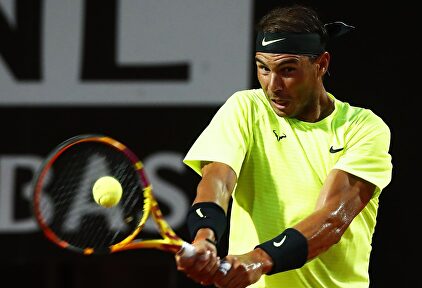 Rafa Nadal, durante su partido de octavos ante Dusan Lajovic. | EFE