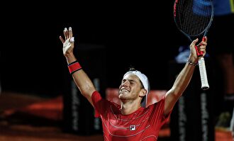 El argentino Diego Schwartzman logró una sufrida victoria ante Shapovalov. | EFE