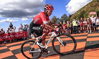 Una de las habitaciones donde se hizo el registro fue la de Nairo Quintana | Twitter