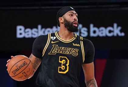 El espectacular triple ganador de Anthony Davis para poner a los Lakers más cerca de la gran final