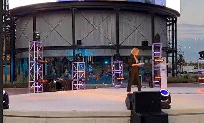 Acto de presentación de La torre Outlet Zaragoza | Telefonica