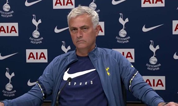 José Mourinho, entrenador del Tottenham. | Twitter