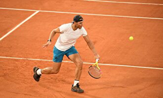 Rafa Nadal durante un entrenamiento en Roland Garros. | Cordon Press