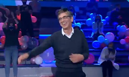 El show de Fernando Vázquez: baila un Tik Tok en la televisión gallega tras llamar "dictador" a Tebas
