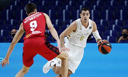 El Real Madrid consiguió este viernes la segunda victoria de la temporada en la Liga Endesa.  | Real Madrid