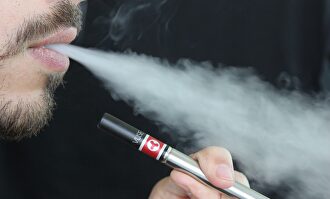 Reino Unido y Francia promueven el cigarrillo electrónico. | Pixabay