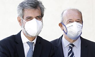 El presidente del CPGJ y del Supremo, Lesmes, con el ministro de Justicia, Campo | EFE
