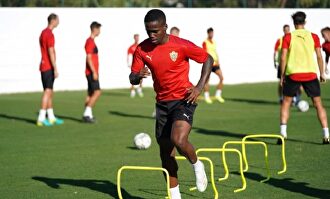 El jugador en su etapa en el Almería | Twitter