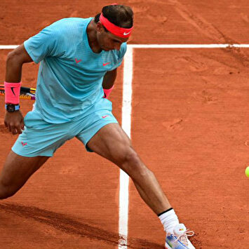 Rafa Nadal no quiere poner excusas a pesar de jugar en unas condiciones muy desfavorables para su tenis | EFE