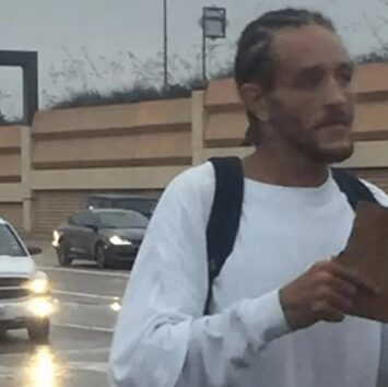 Delonte West, pidiendo en la calle. | Instagram