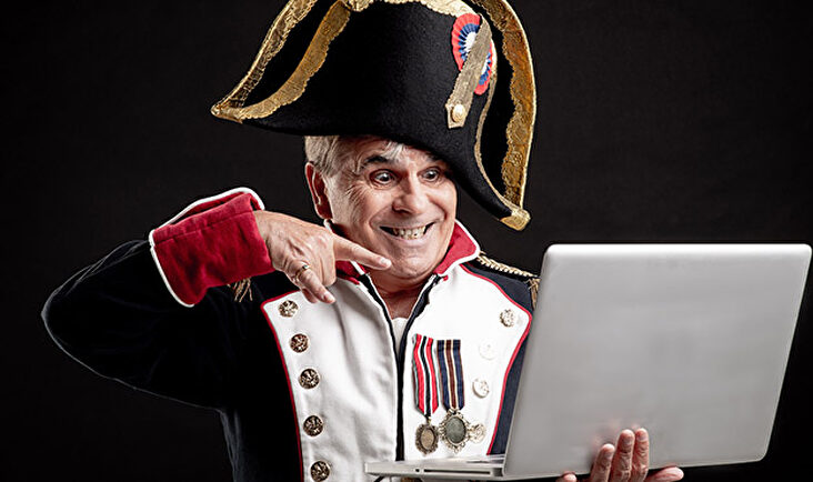 Pedro Ruiz en 'Loc@s. Reír nos cura' | Teatro Infanta Isabel