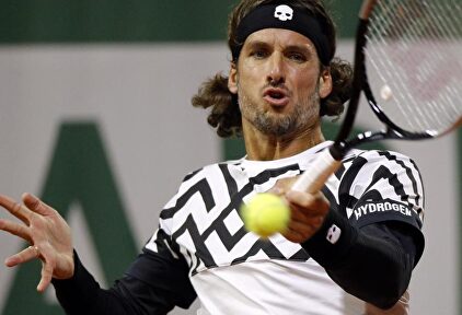 El tremendo enfado de Feliciano López con las condiciones de Roland Garros: "Mierda de pista"