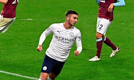 Ferran Torres ya marca con el City