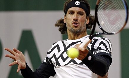 El tremendo enfado de Feliciano López con las condiciones de Roland Garros: "Mierda de pista"