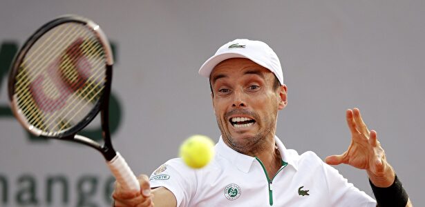 Roberto Bautista, durante su partido ante el húngaro Attila Balázs. | EFE