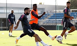 Dani Carvajal, durante el entrenamiento del Real Madrid del pasado martes. | EFE