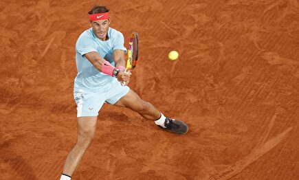 Rafa Nadal, durante su partido de tercera ronda ante el italiano Stefano Travaglia. | EFE