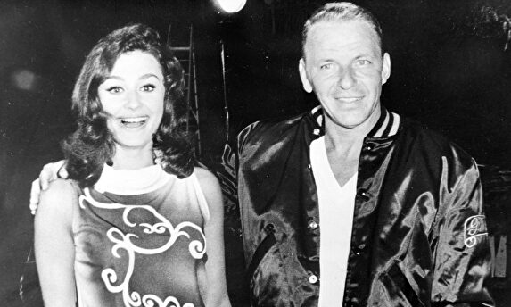 Raffaella Carrá y Frank Sinatra. | Cordon Press