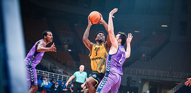 Lance del San Pablo Burgos-AEK Atenas. | EFE