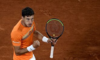 Pablo Carreño celebra un punto ante Daniel Altmaier. | EFE