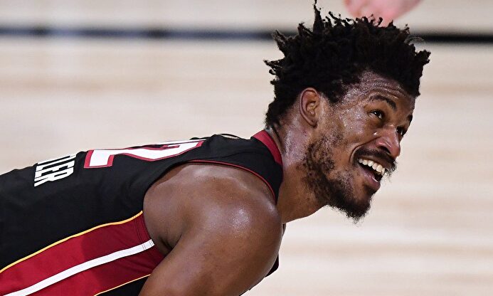 Butler anota 40 puntos para mantener con vida a Miami