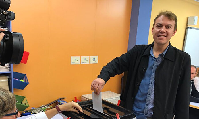 El alcalde de ERC de Manlleu, Álex Garrido. | Twitter| @AlexGarrido_