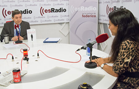 Monasterio, orgullosa de "pagar con su propia moneda" a los socialistas con la Ley de Memoria histórica