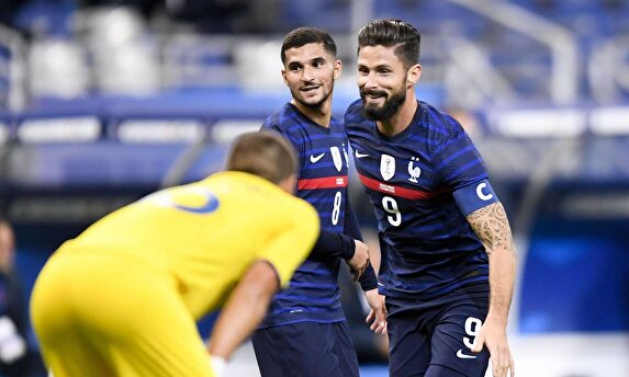 Olivier Giroud celebra uno de sus dos goles con Francia ante Ucrania. | Cordon Press