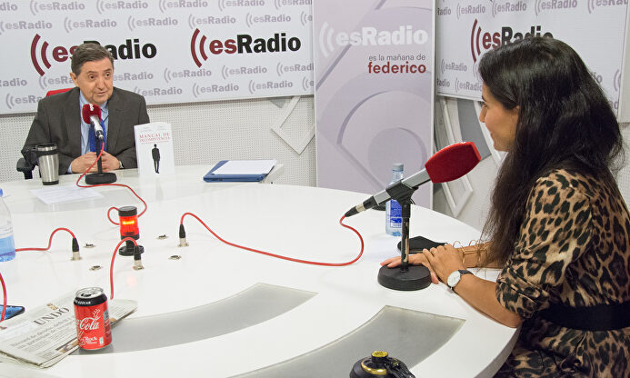 Monasterio, orgullosa de "pagar con su propia moneda" a los socialistas con la Ley de Memoria histórica